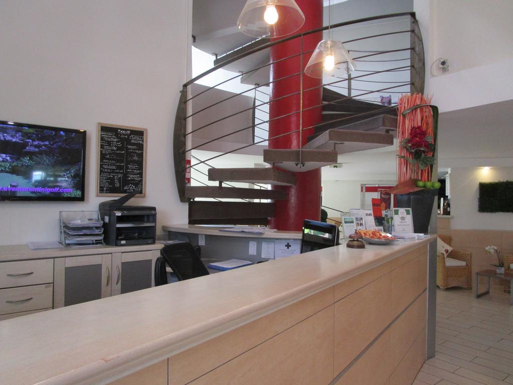 Hotel Azur Bord De Mer Λα Γκραντ-Μοτ Εξωτερικό φωτογραφία