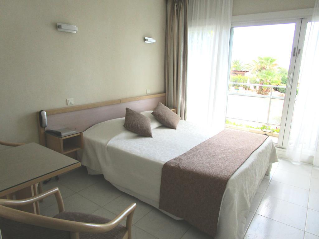 Hotel Azur Bord De Mer Λα Γκραντ-Μοτ Εξωτερικό φωτογραφία