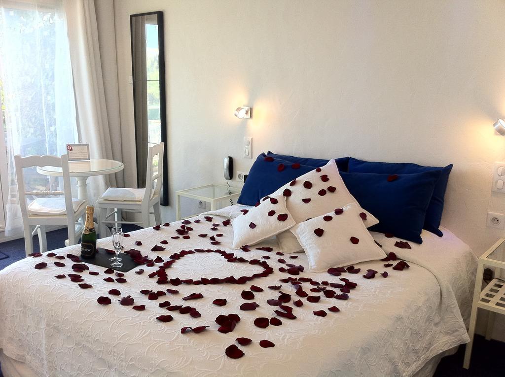Hotel Azur Bord De Mer Λα Γκραντ-Μοτ Εξωτερικό φωτογραφία